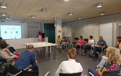 Personal de los espacios de Red Explora Navarra reciben formación de Habilidades comunicativas y resolución de conflictos